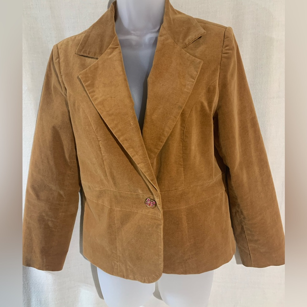 CM shapes faux suede blazer